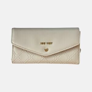Nine West Beige Women’s Wallet – Pre-Loved